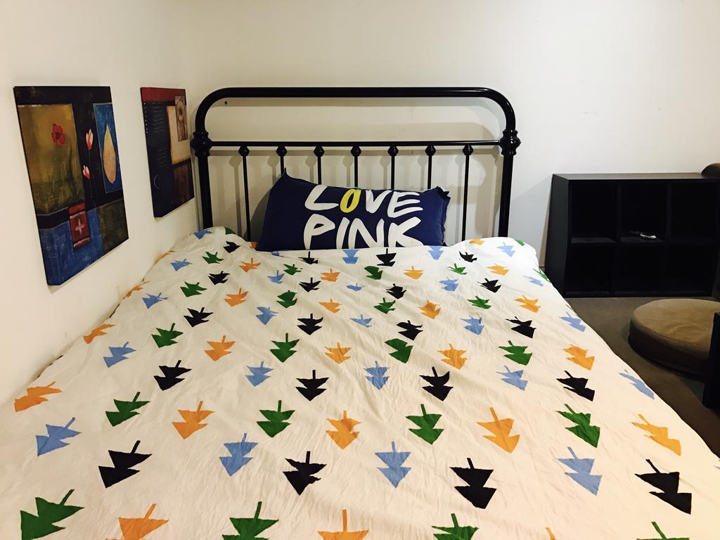 Djmt Universal Guest House Сиан Стая снимка