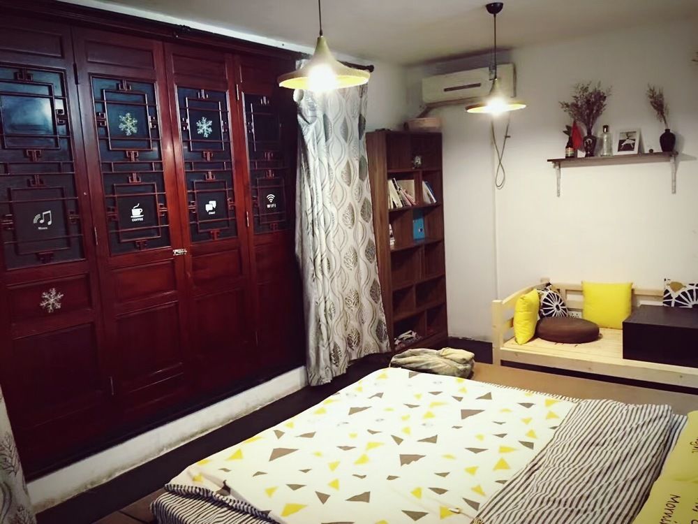 Djmt Universal Guest House Сиан Екстериор снимка
